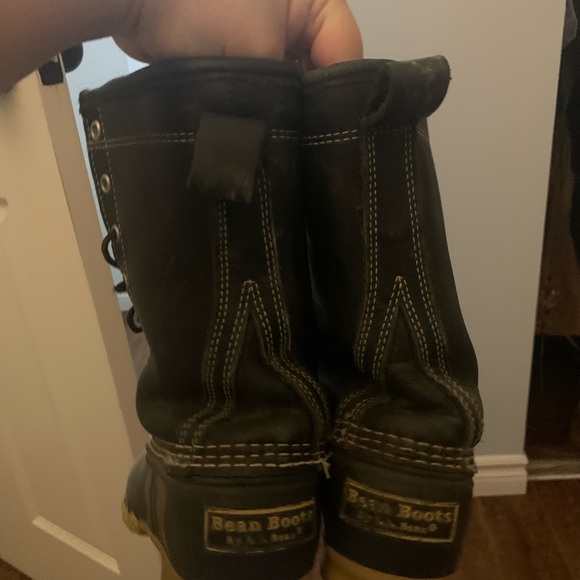 10” Shearling Lined Bean Boots - Picture 5 of 5